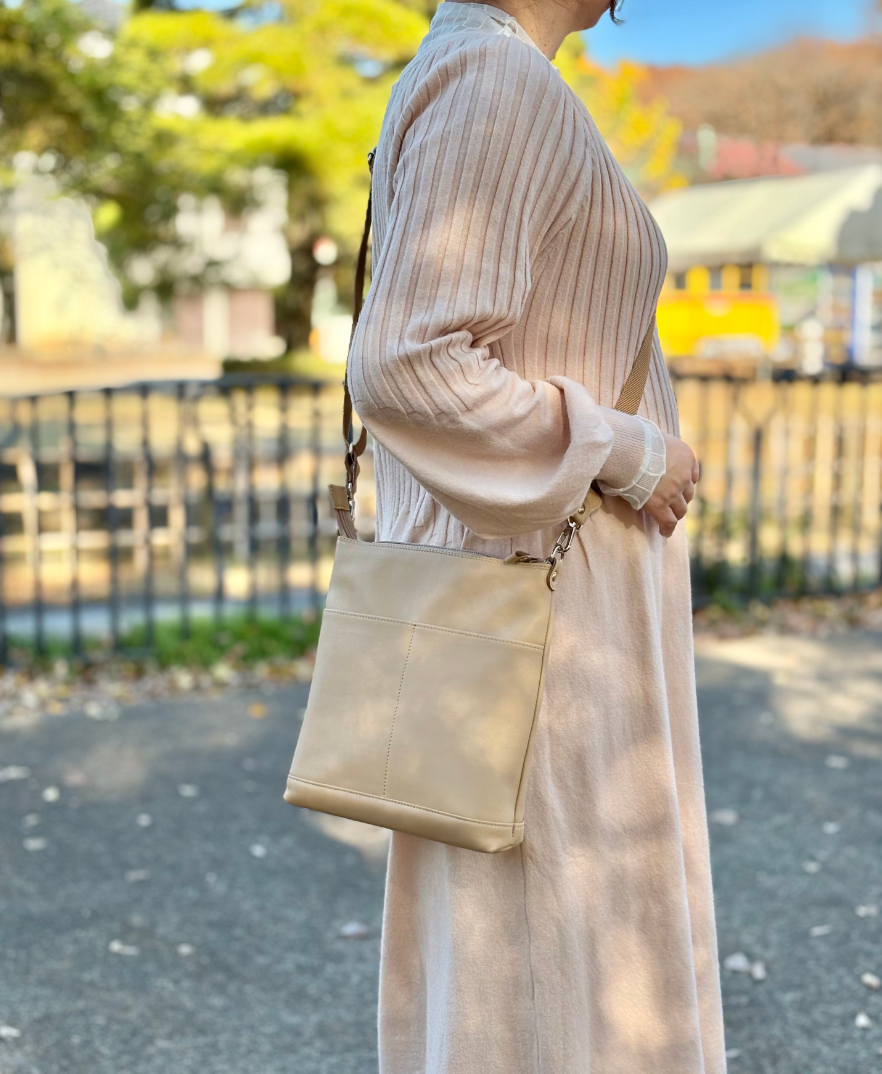 2025-No.1-ベージュ